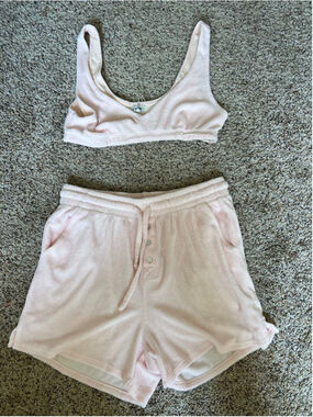 NWT DONNI. Pink Terry Cloth Set L